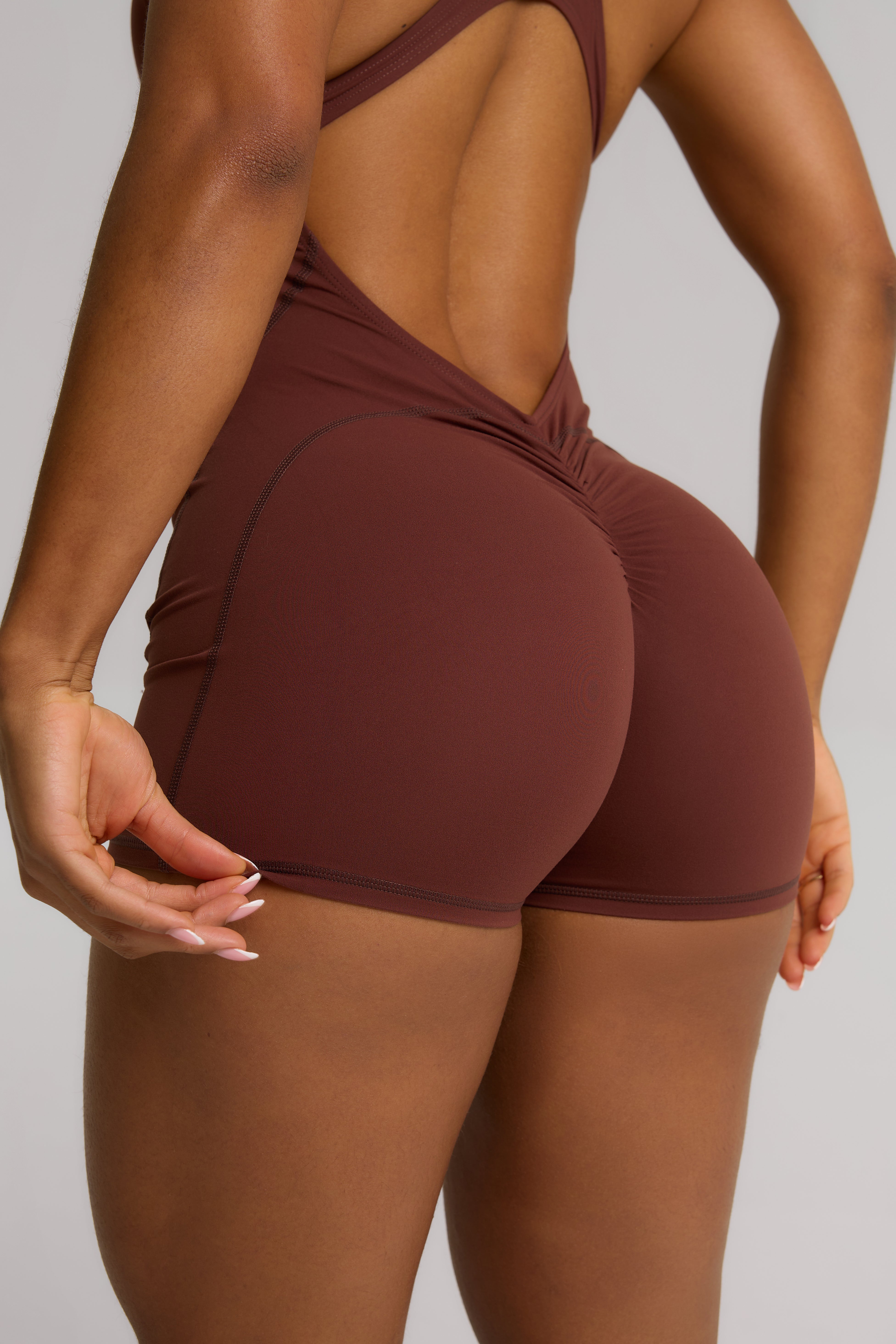 #color_brown